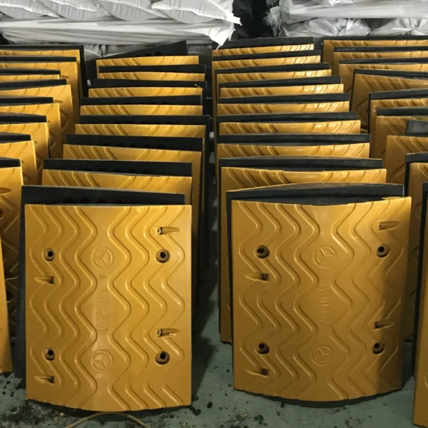 premium rubber speed bumps